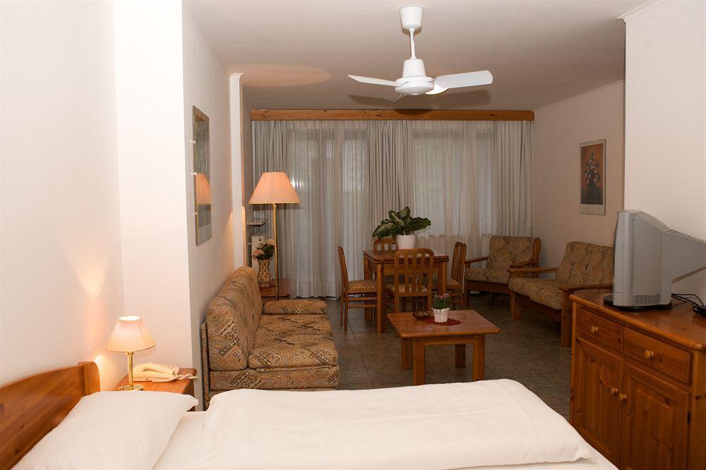Hotel Da Sesto Tscherms Exterior foto